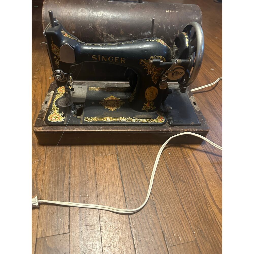 Singer - Picture 11 of 15